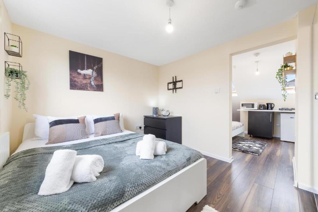 Twickenham Homes Isleworth Εξωτερικό φωτογραφία