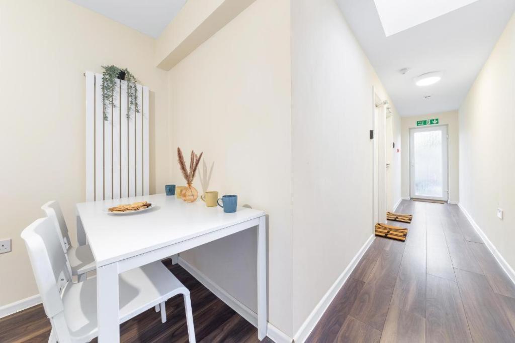 Twickenham Homes Isleworth Εξωτερικό φωτογραφία